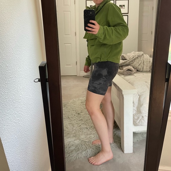 NWT ✨ Lululemon Always Effortless Jacket 💚 Size 6 - Picture 5 of 8